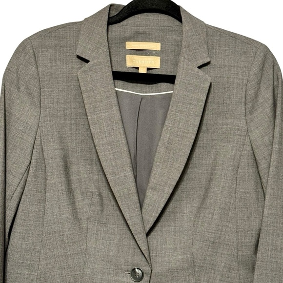 Talbots Italian Wool Button Front Career Business Casual Gray Blazer Jacket - Picture 3 of 11